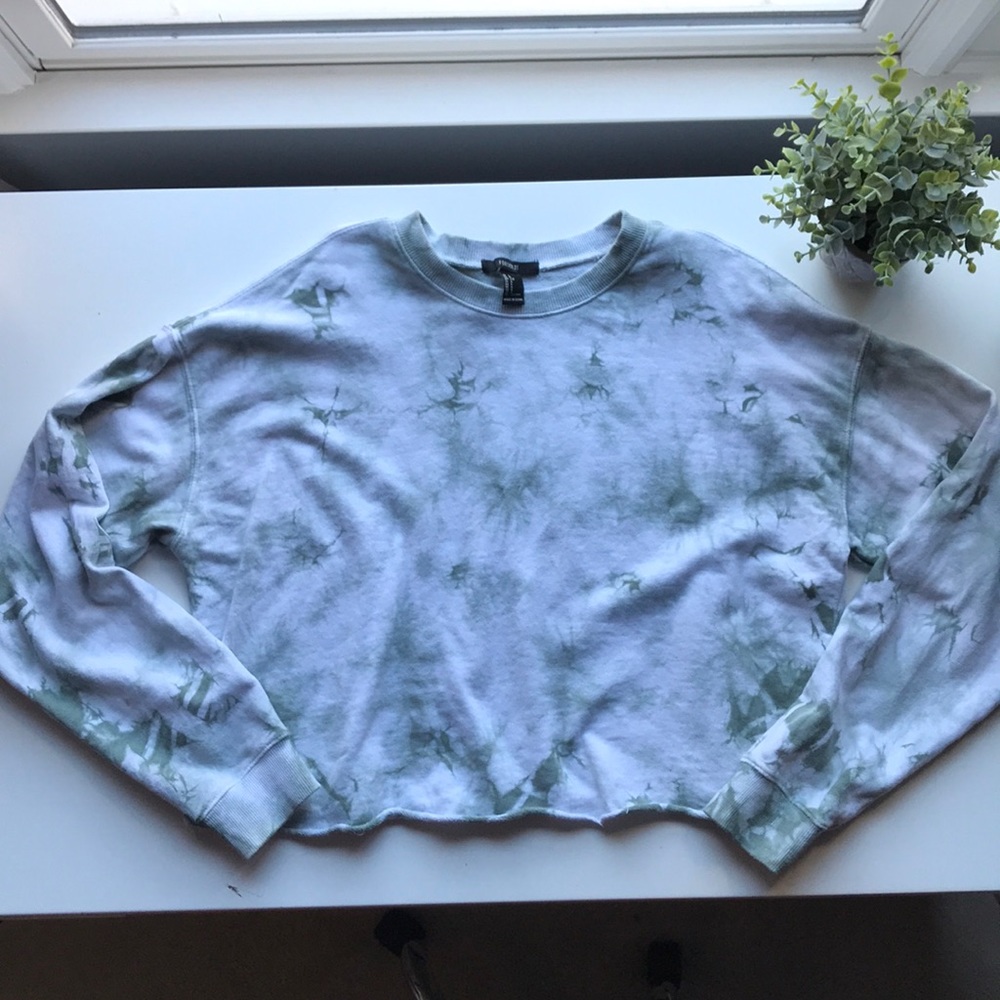 Forever 21 cropped sweatshirt